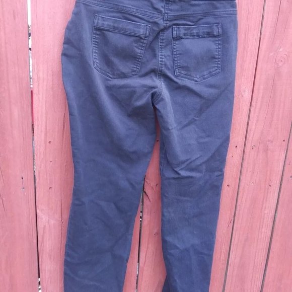 Kim Rogers Women's Petite Size 6P Black Pull On Jeggings - Picture 3 of 4